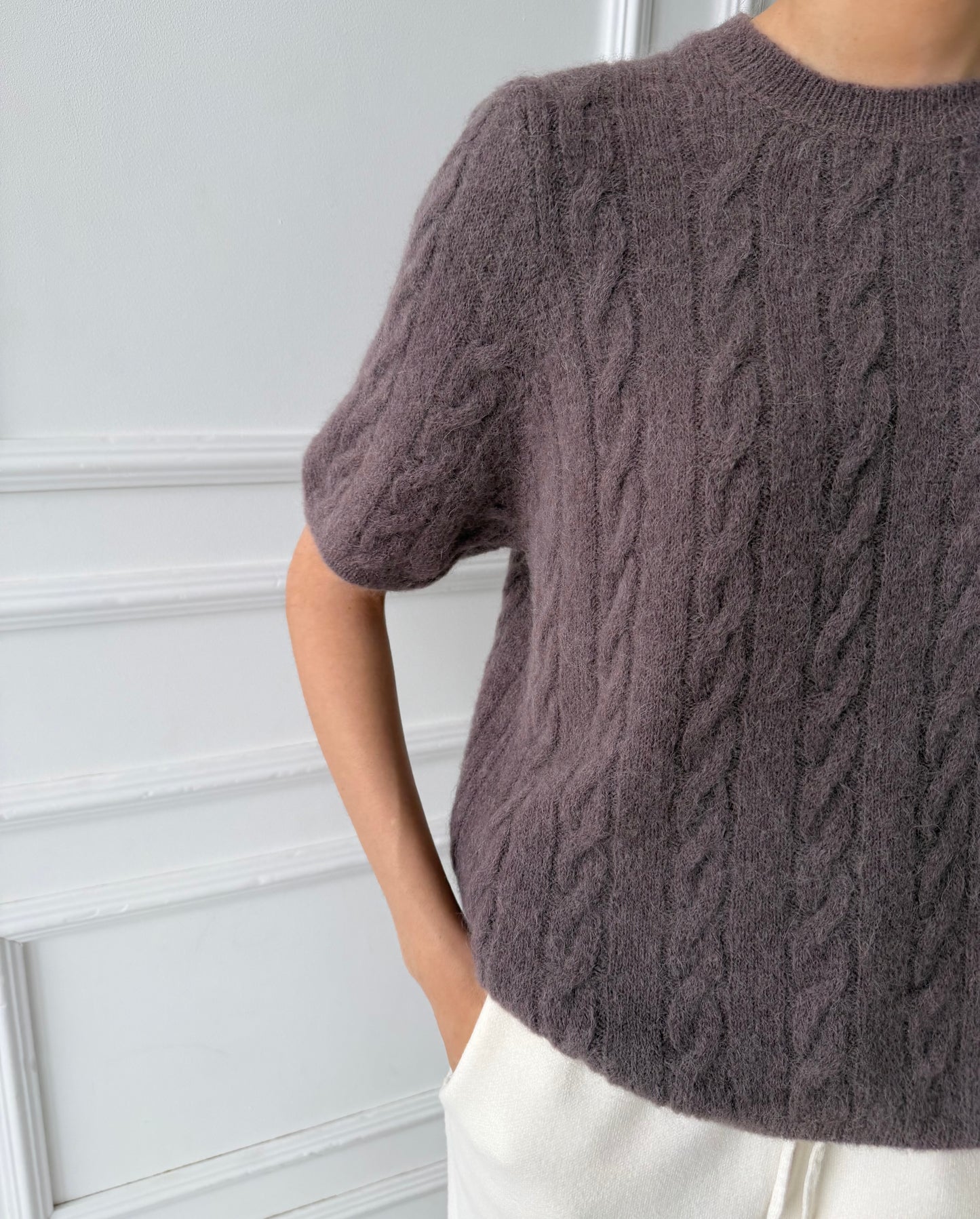 Megztinis su pynėmis ir vilna