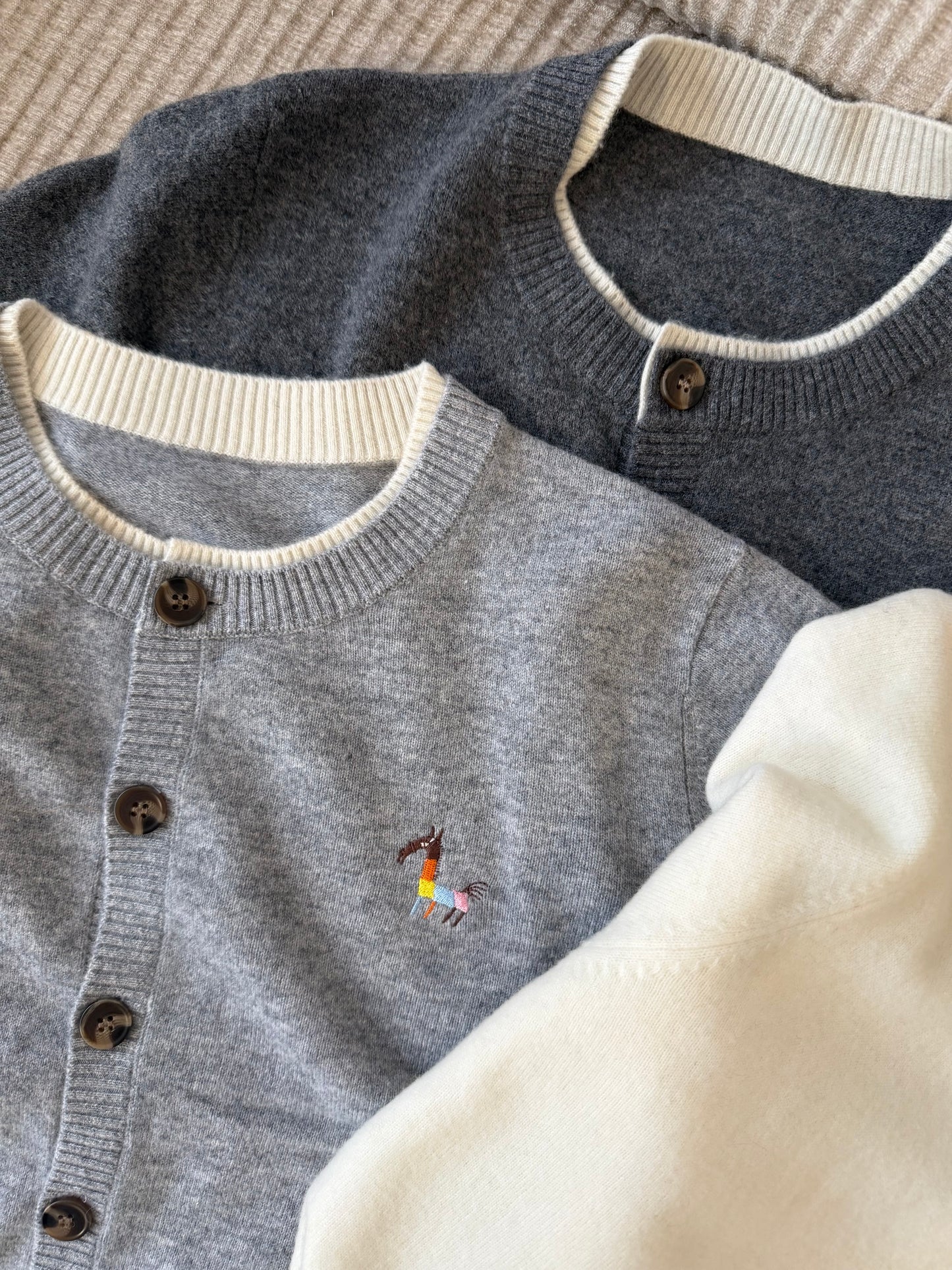 Megztinis su arkliuku