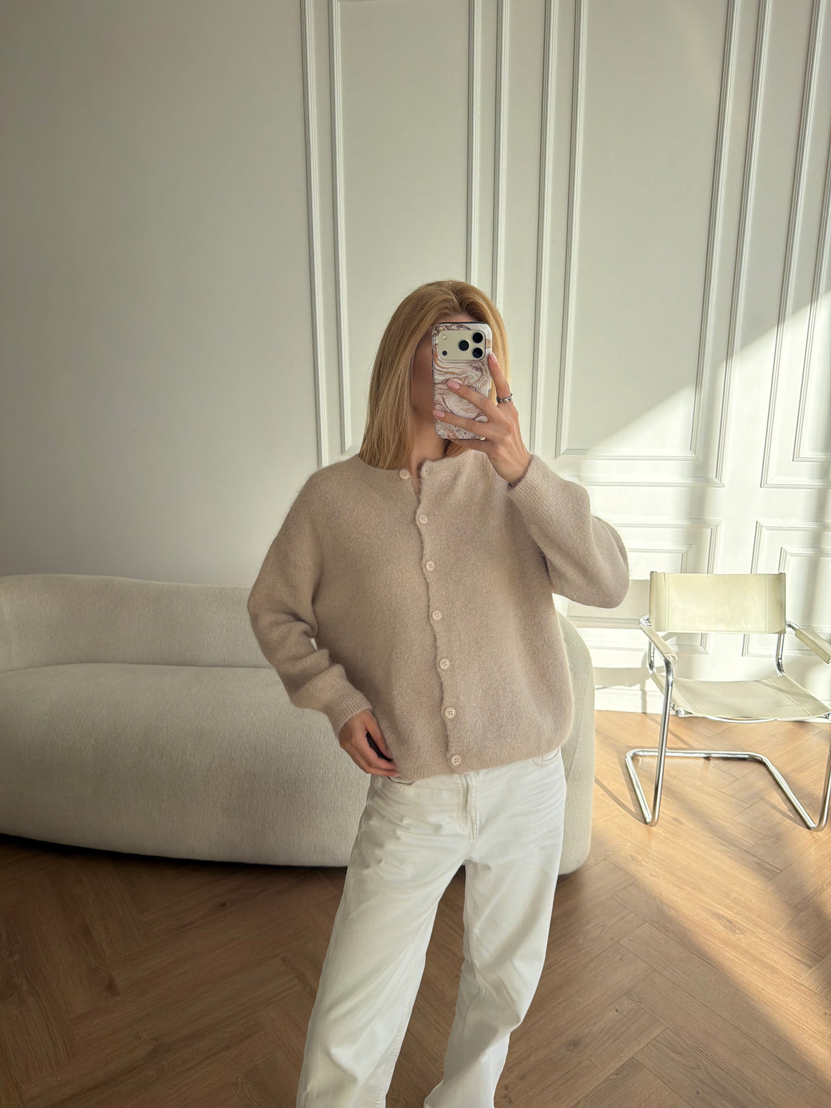 Megztinis su angora