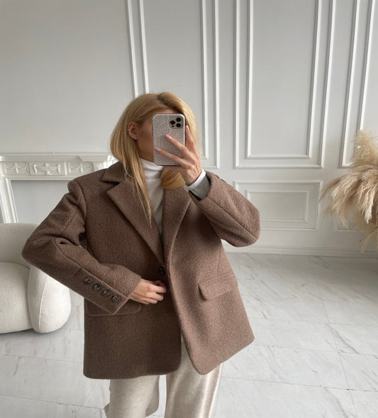 Švarkas-puspaltis su vilna