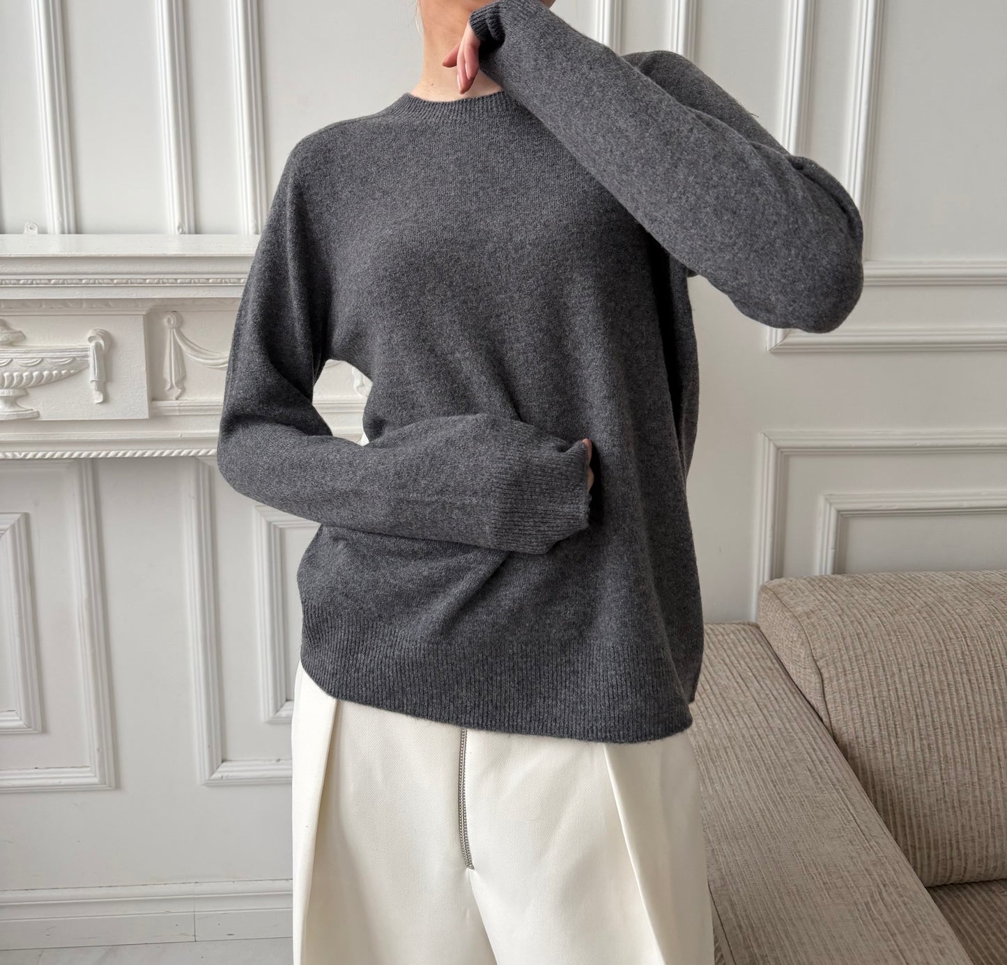 Basic kašmyro megztinis ilgomis rankovėmis