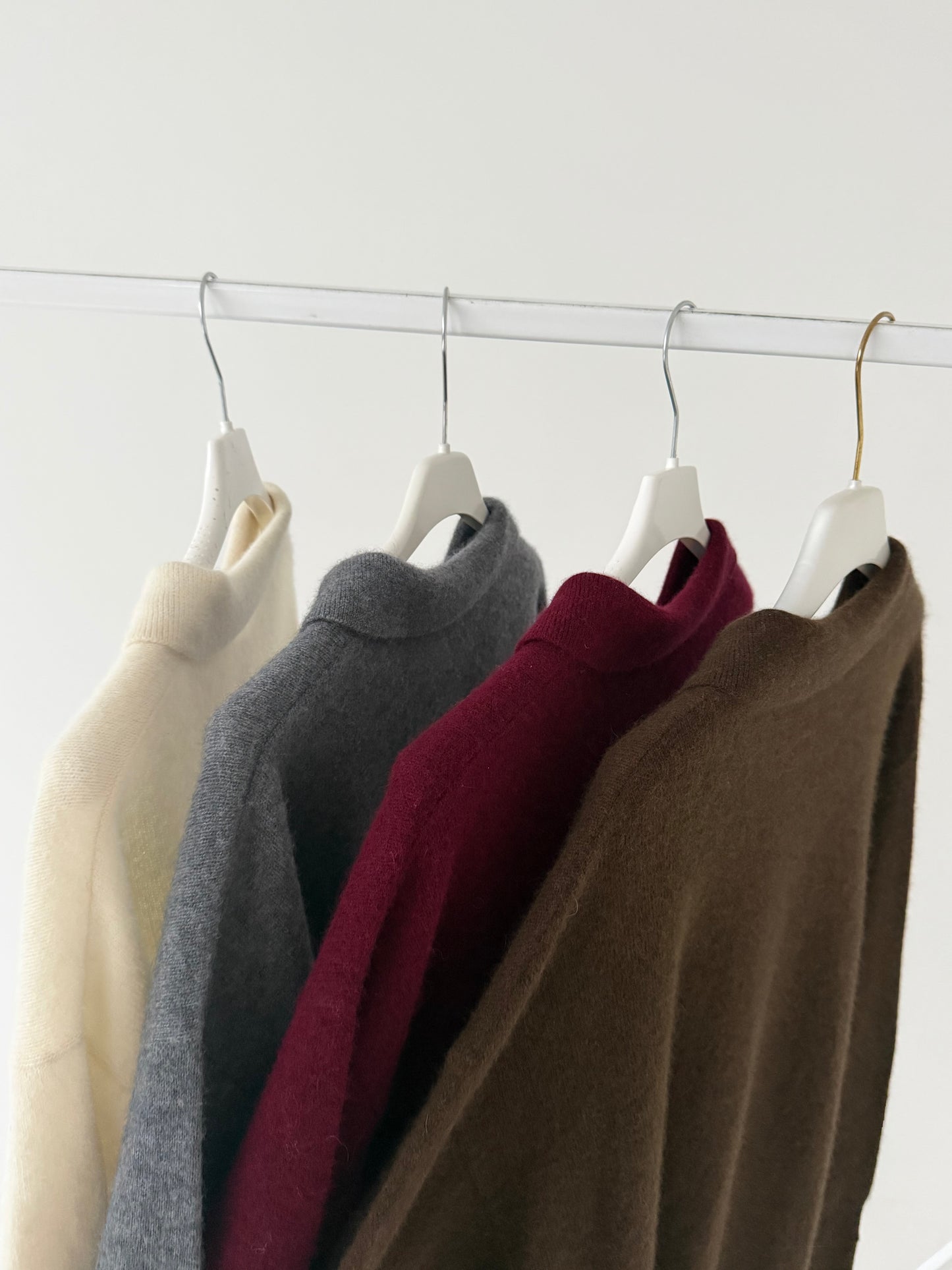 Kašmyro polo megztinis