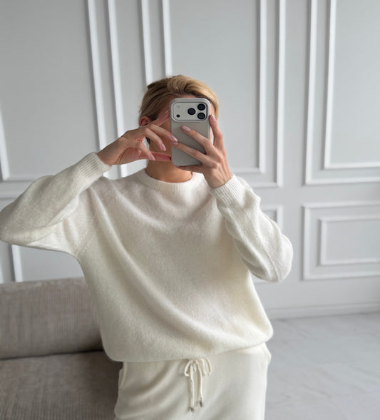 Megztinis su baby alpaka ilgomis rankovėmis