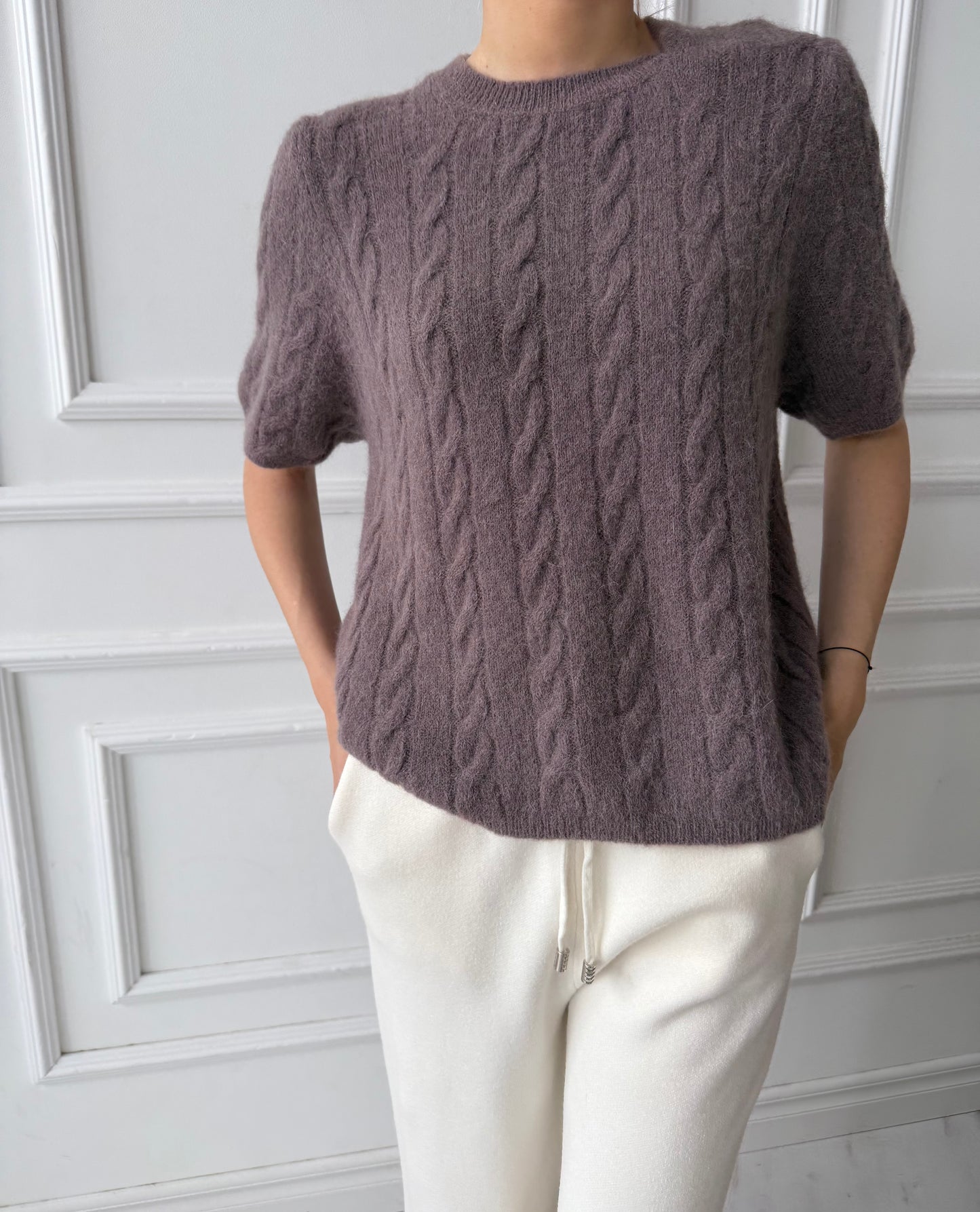 Megztinis su pynėmis ir vilna