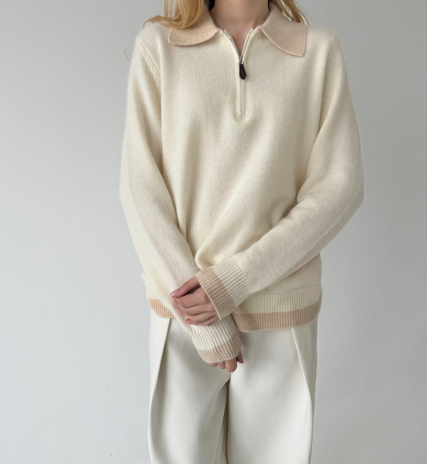 Megztinis su užtrauktuku